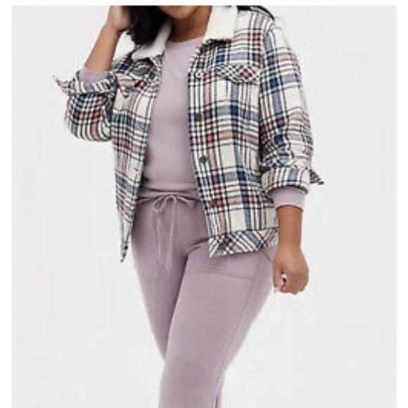 Torrid size 00x 10 M/L Trucker Jacket - Sherpa Trim Plaid - Picture 4 of 8
